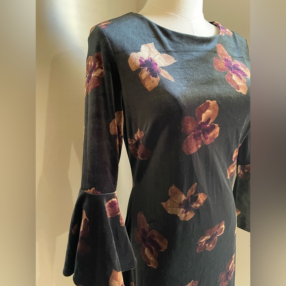 Tommy Hilfiger ♥️👗 - Picture 4 of 11